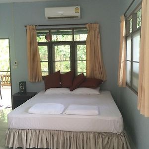 Zimmer mit Queensize-Bett